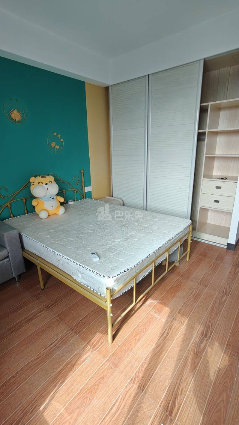 四季名门城市公寓18090285周边环境图1