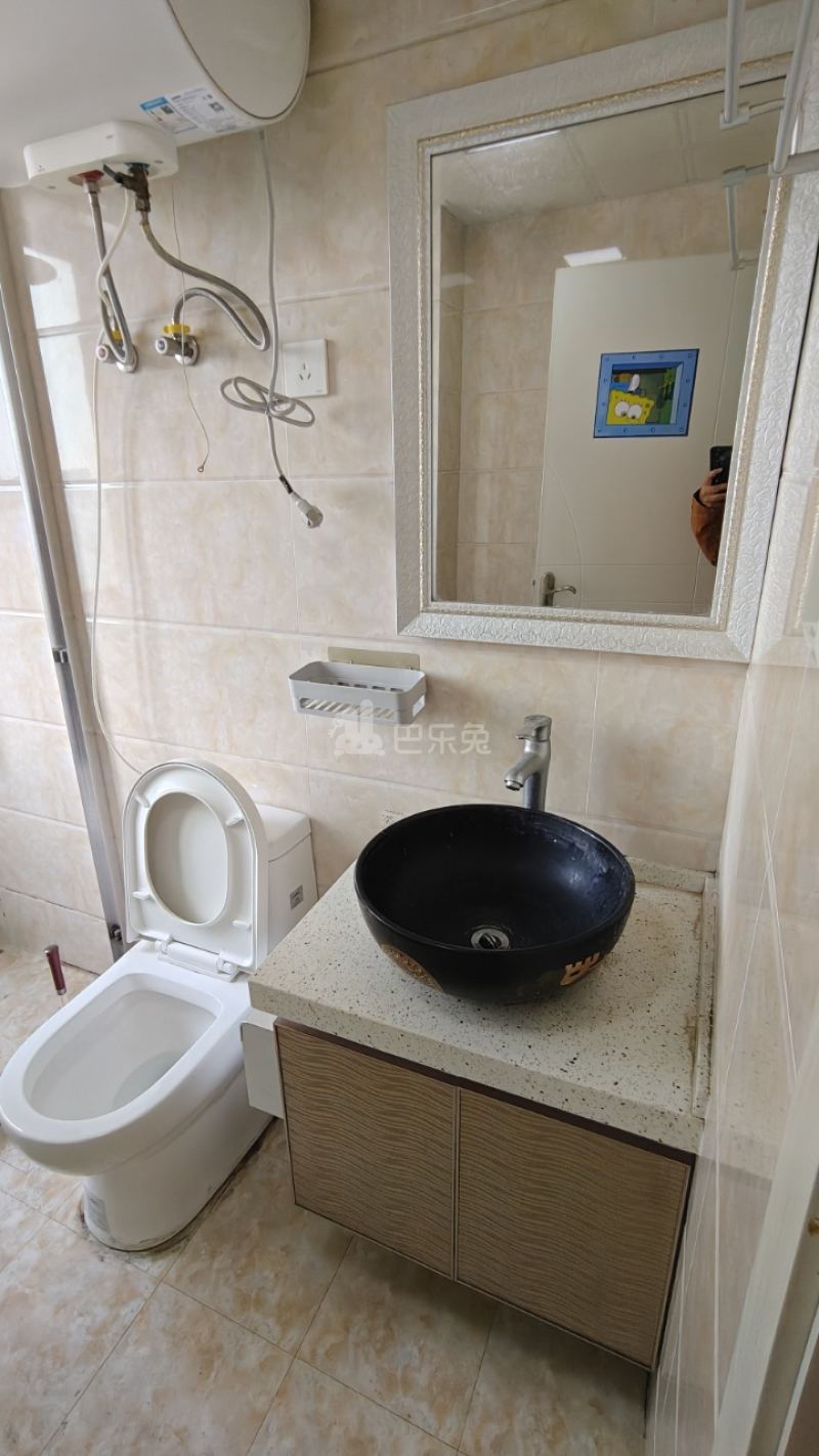 四季名门城市公寓18090285周边环境图3