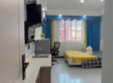 西山公寓 1室0厅0卫