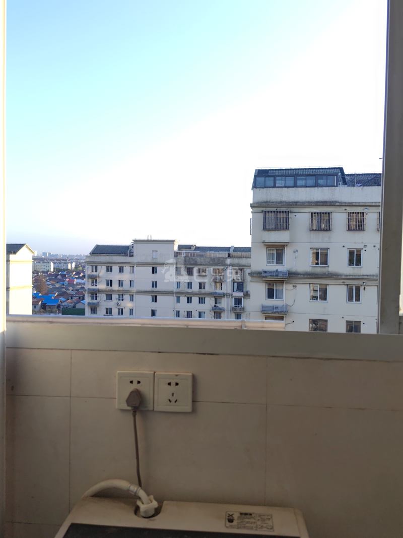 紫竹雅苑（草高支路1050弄）18104658卧室窗户图9