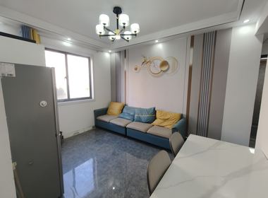 崧泽华城逸泰雅苑1期 2室1厅1卫