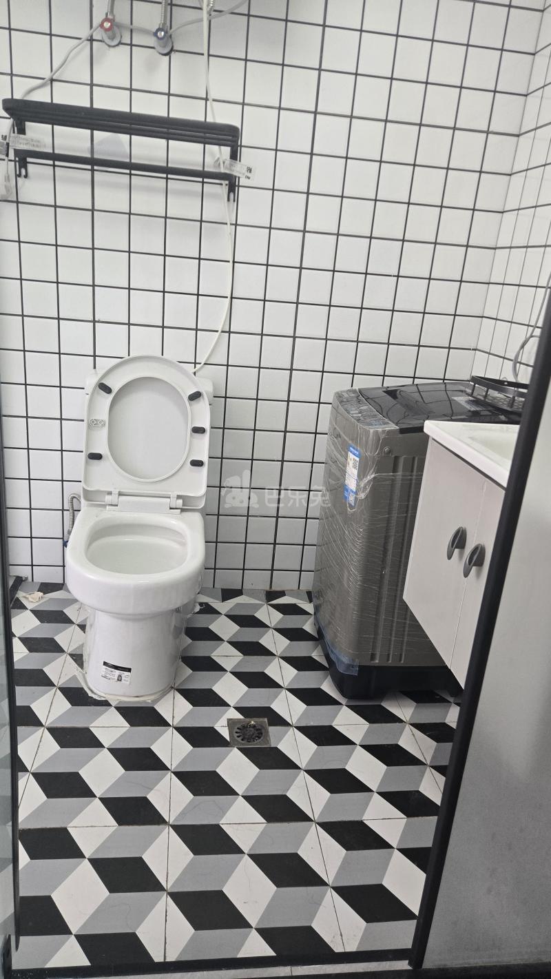 华唯公寓18113271周边环境图3