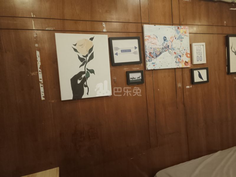 银霄大厦A楼18124849卧室图3