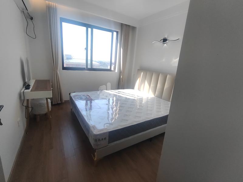 团欣嘉苑18125378卧室图0