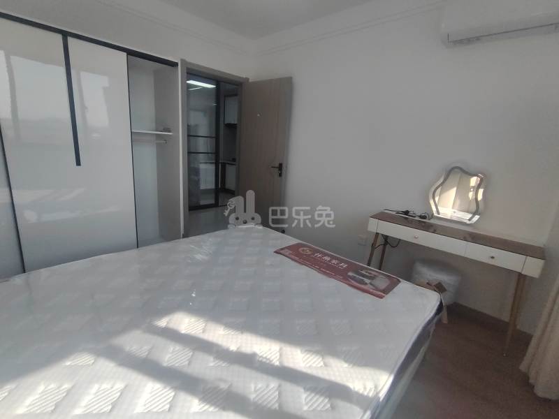 团欣嘉苑18125378卧室图2