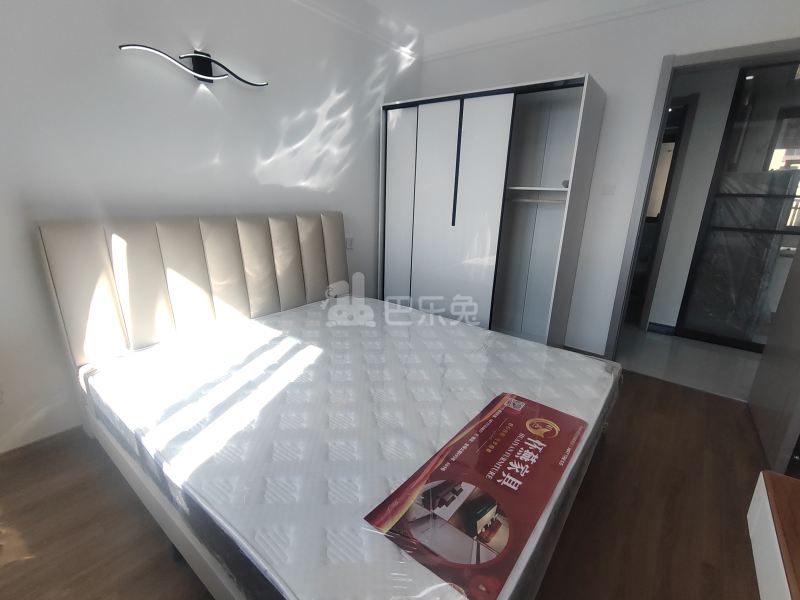 团欣嘉苑18125378卧室图1