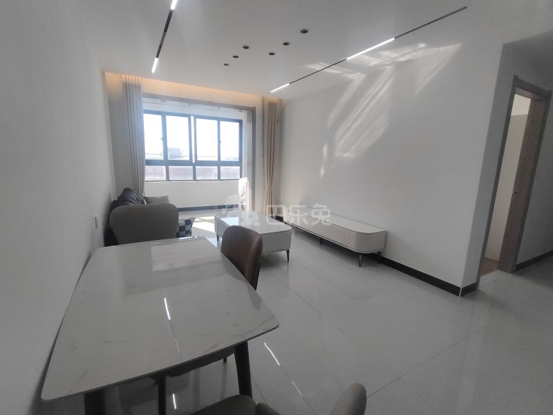 团欣嘉苑18125378客厅图5