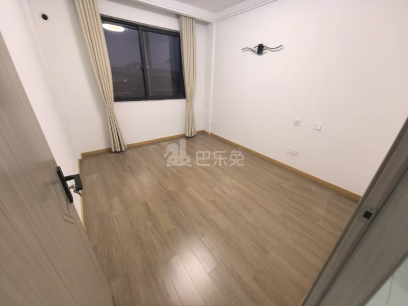 团欣嘉苑18125394卧室图2