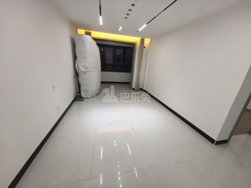 团欣嘉苑18125394卧室图0