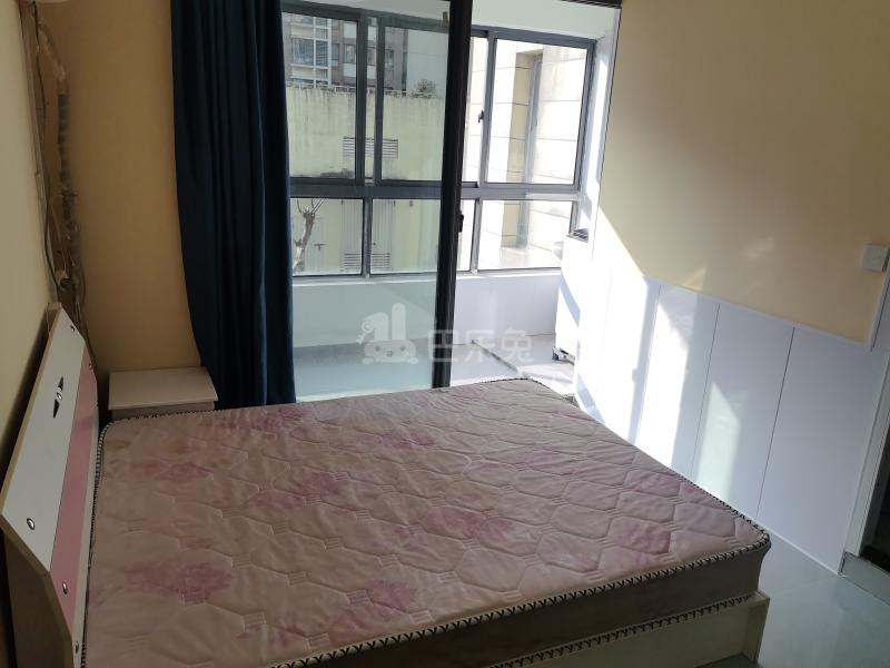 崧泽华城崧涵庭（崧泽绿地F区）1812359卧室图1