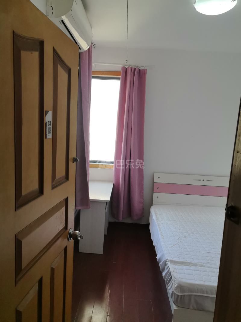 崧泽华城德康雅苑1812391卧室图1