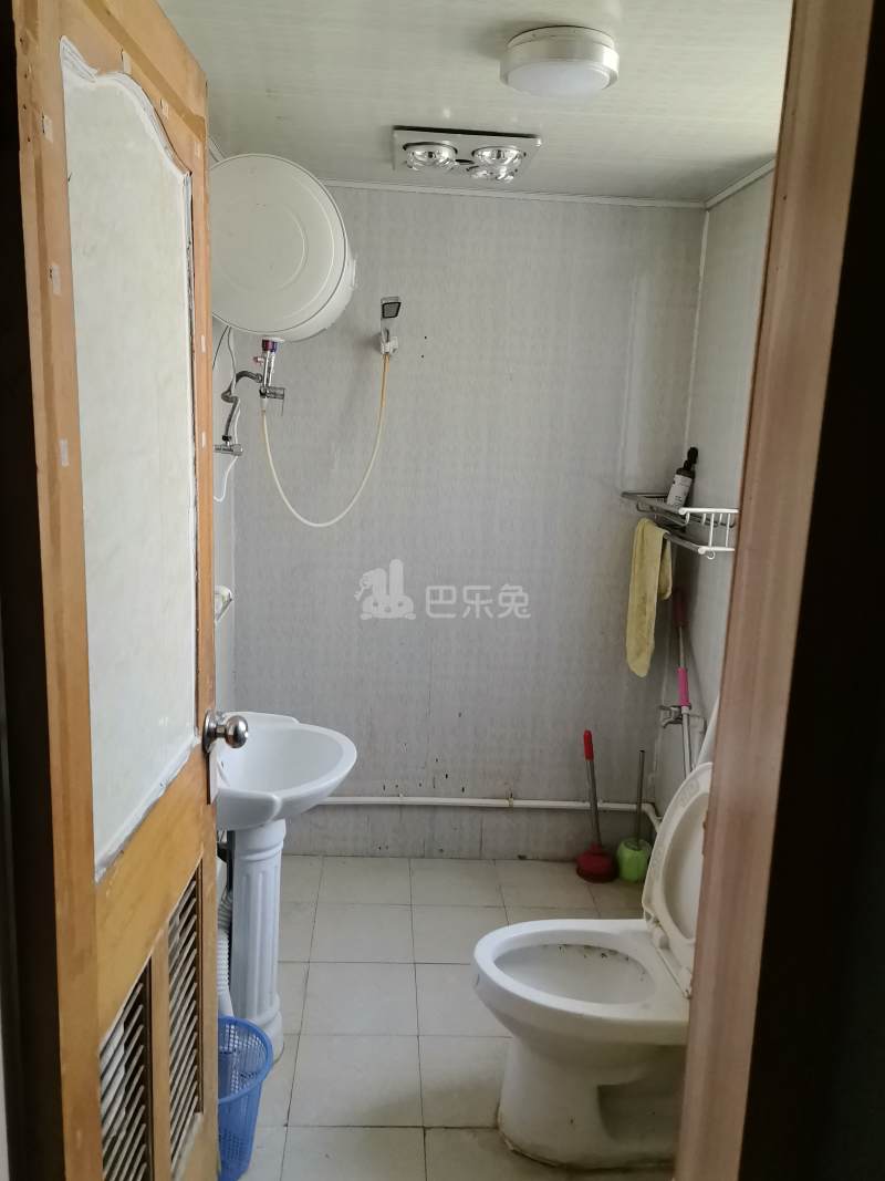 崧泽华城德康雅苑1812391卫生间图7