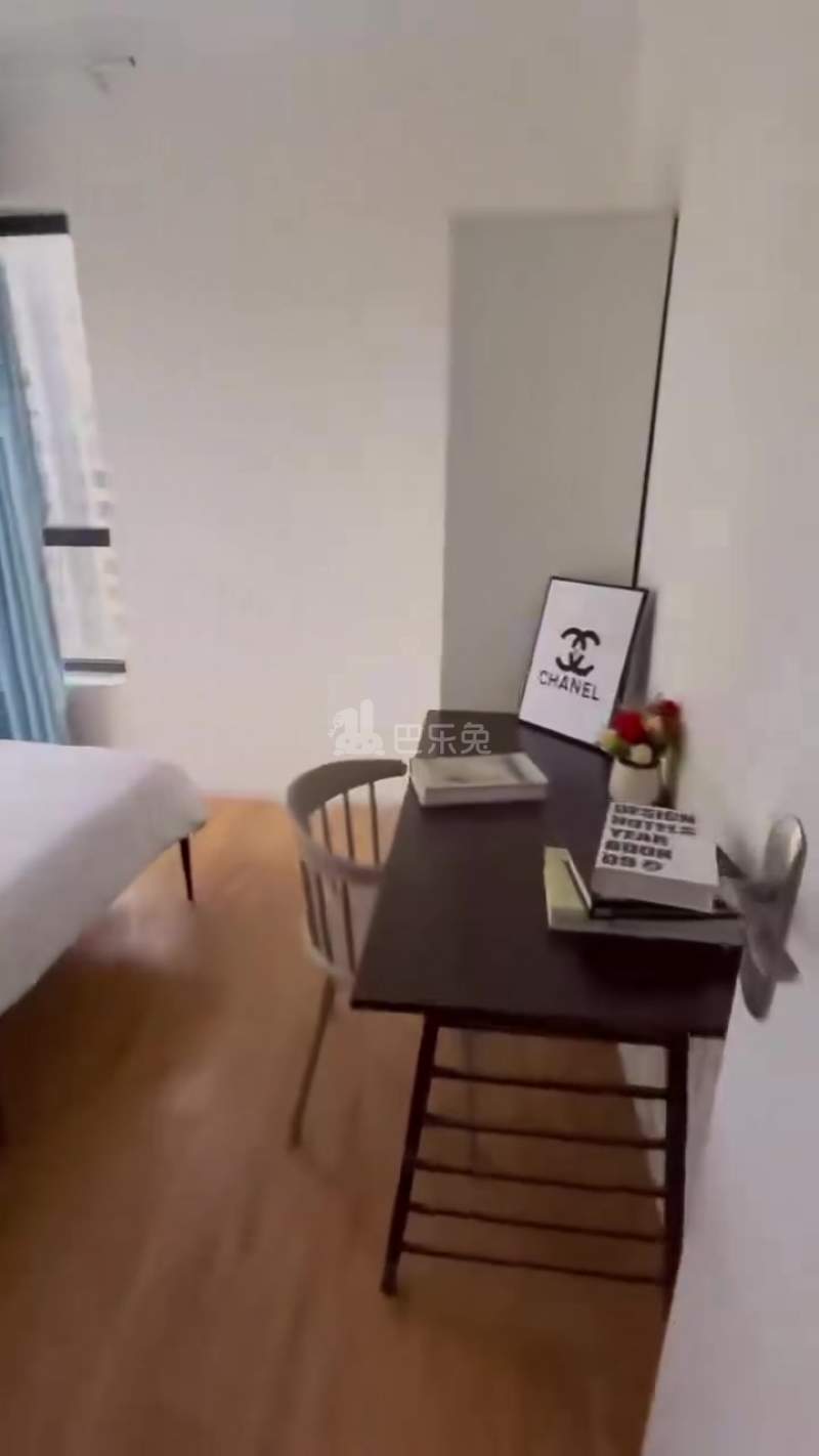 龙湖·天玺18149644周边环境图0