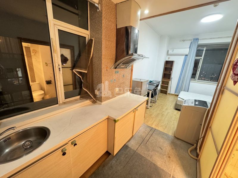 新青年广场18158372周边环境图2