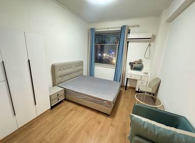 新青年广场 1室0厅1卫