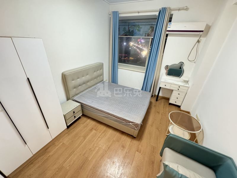 新青年广场18158377周边环境图2