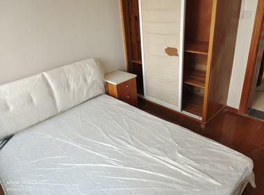 清水颐园 4室1厅1卫