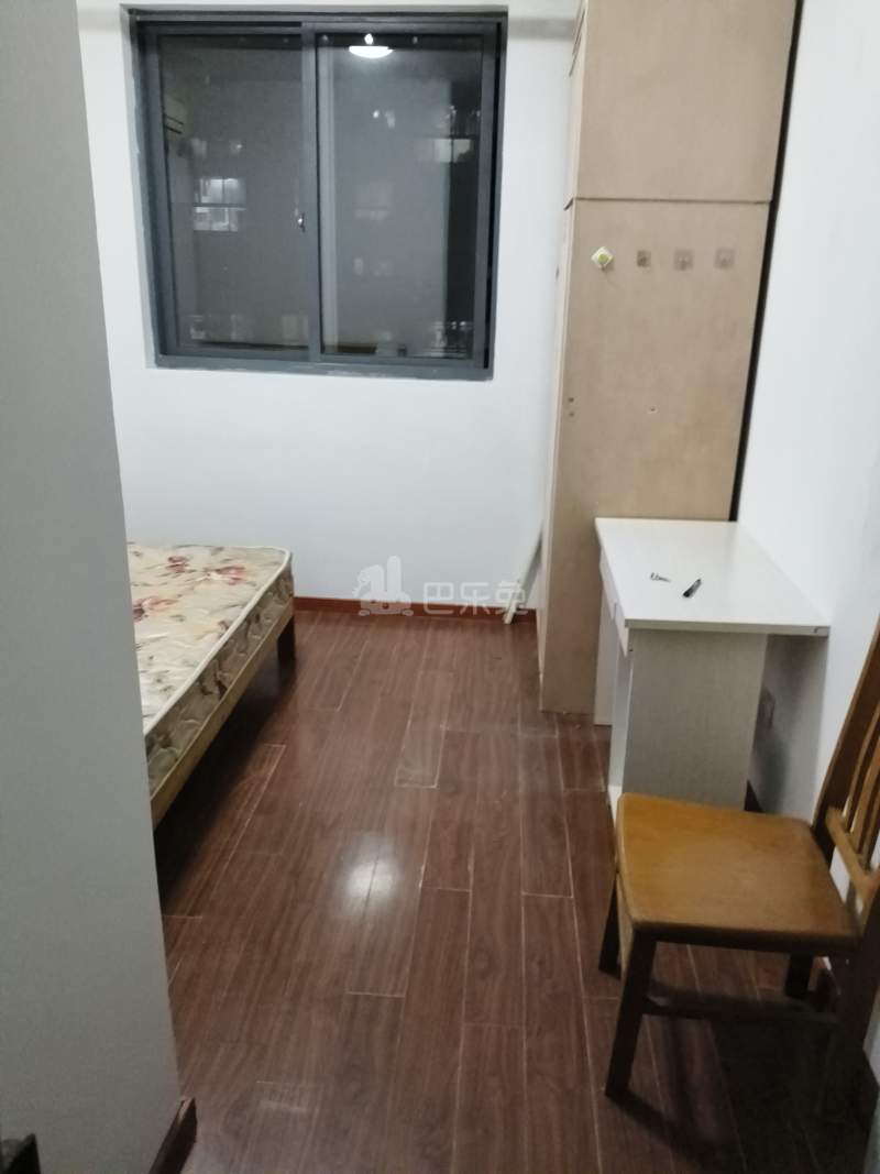 华泾绿苑1817469卧室图3