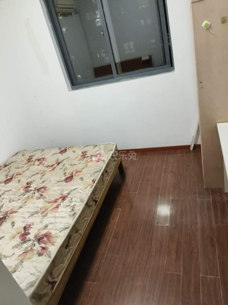 华泾绿苑1817469卧室图0