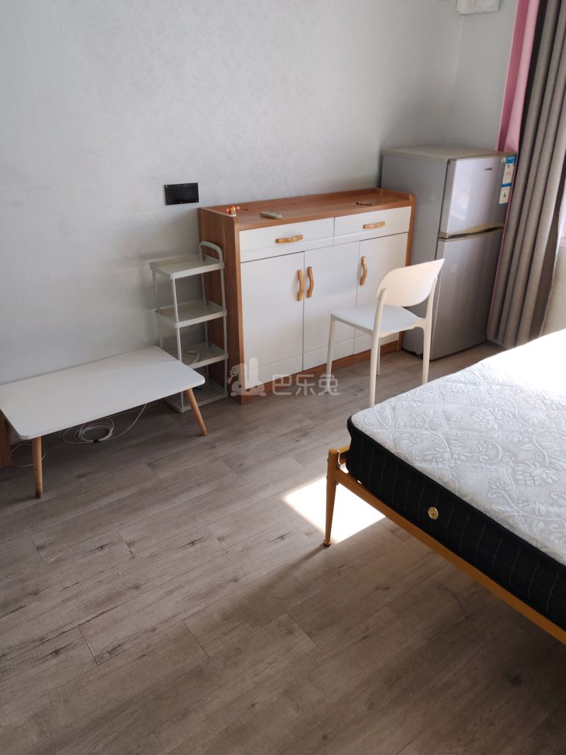 剑河家苑18190985客厅图4