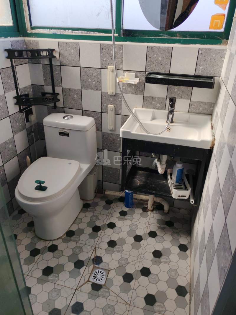 剑河家苑18190985卫生间图6