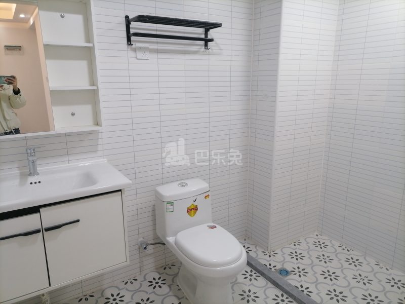 航宏景庭18191711卫生间图6