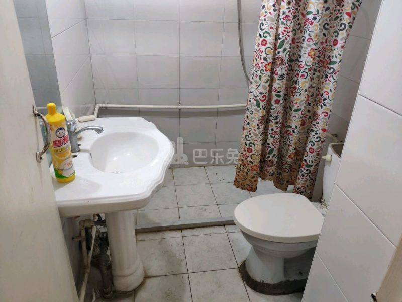 浩城华苑1821816卫生间图10