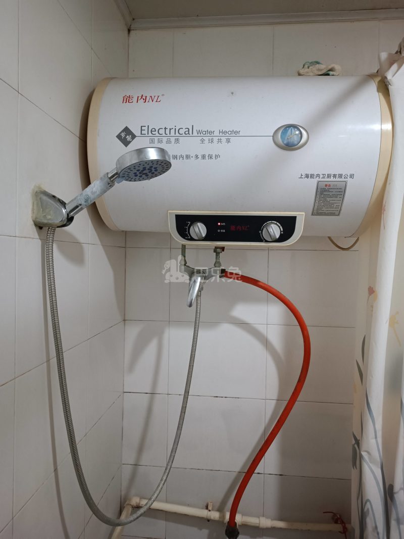 浩城华苑1821816卫生间图4