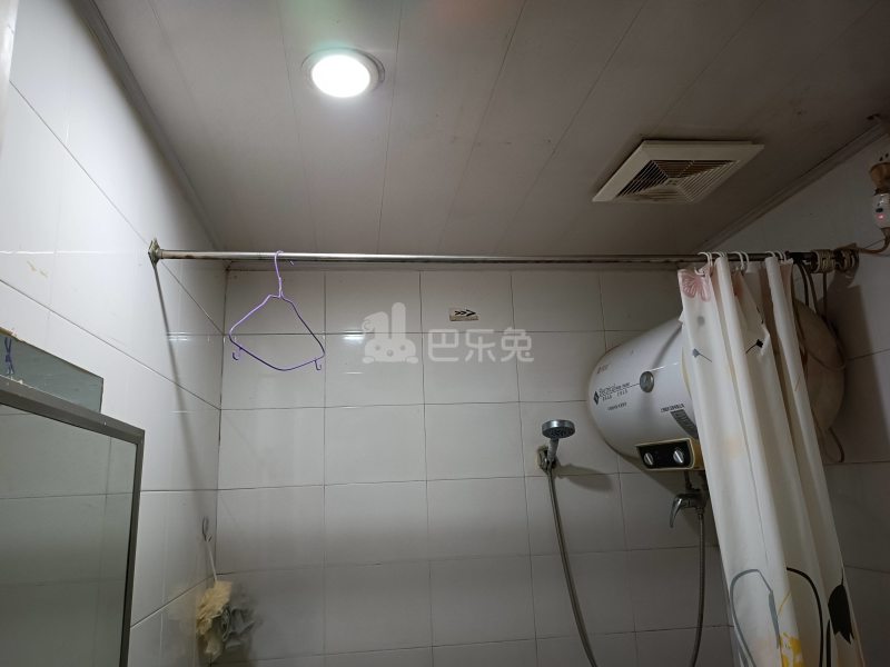 浩城华苑1821816卫生间图6