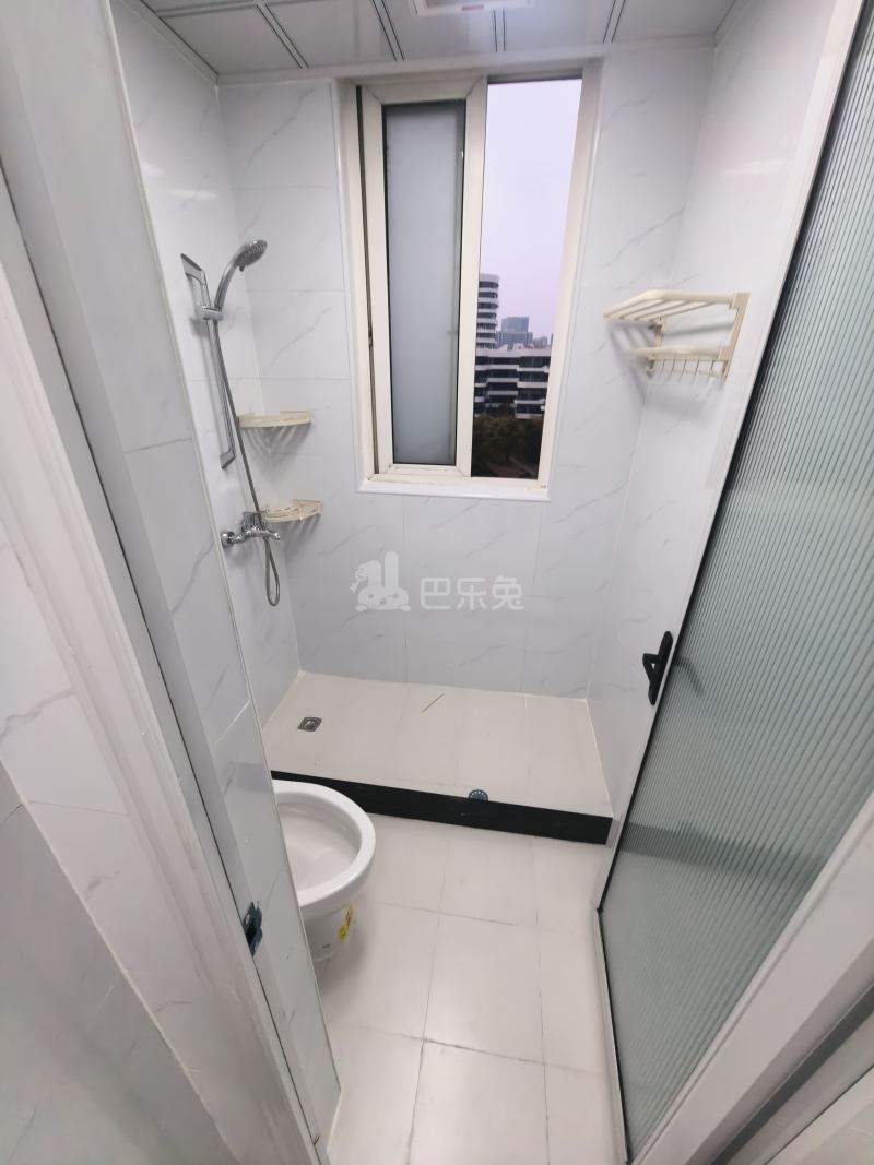 美罗家园罗翔苑18224428卫生间图5