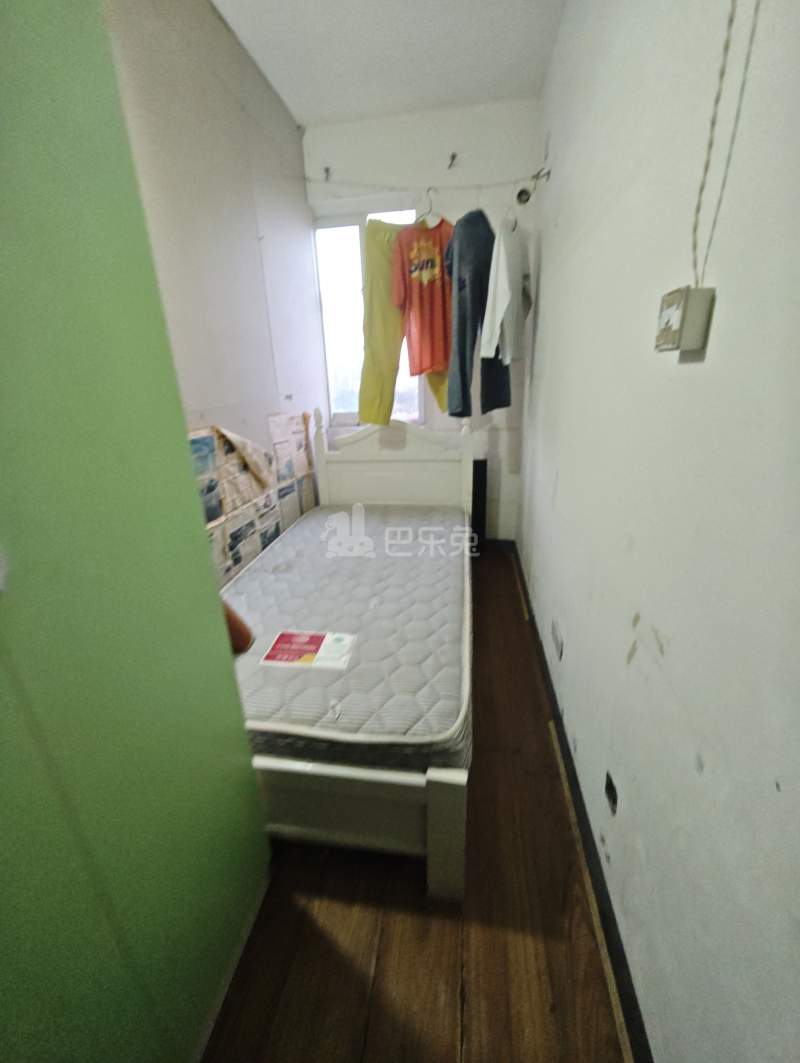 邻里苑1822024卧室图0