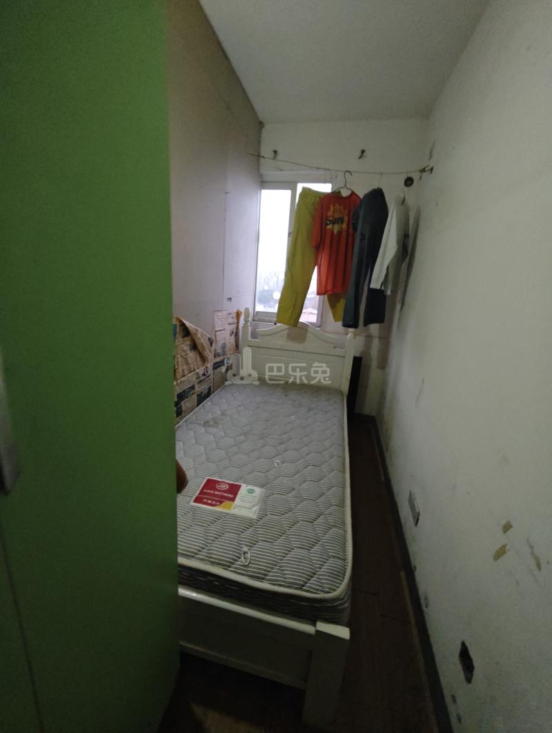 邻里苑1822024卧室图2