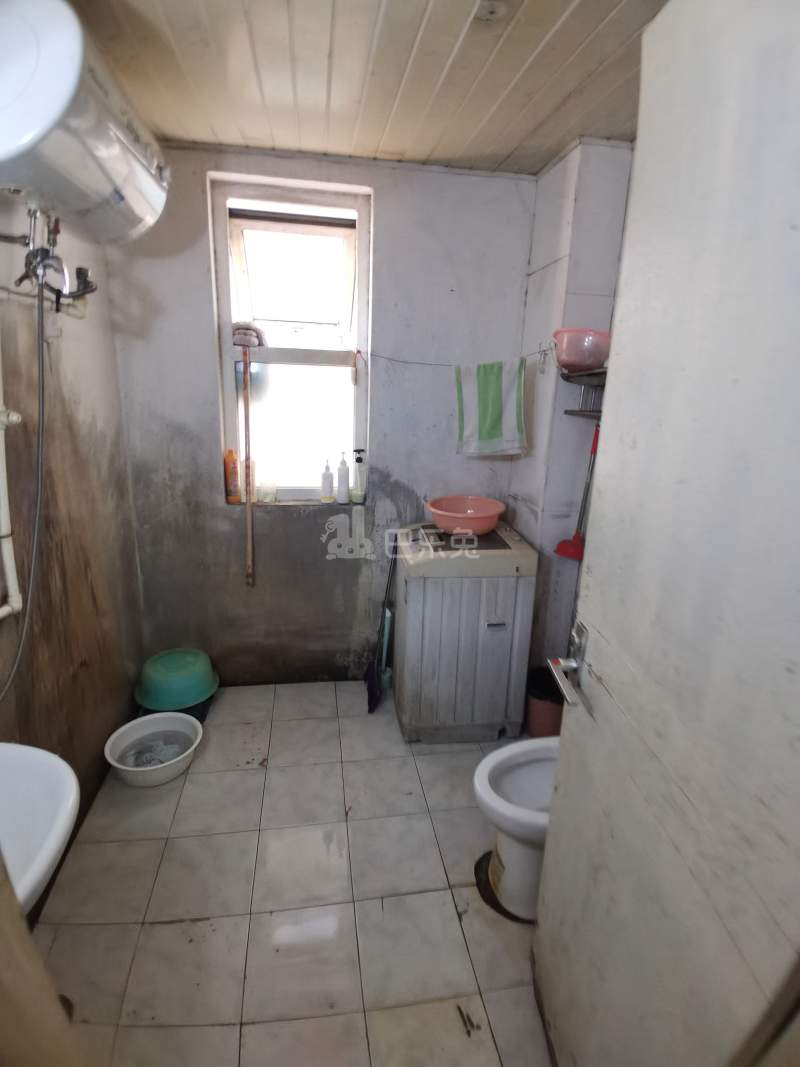 邻里苑1822024卫生间图8