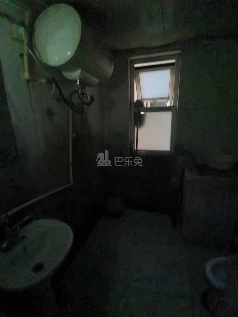 邻里苑1822024卫生间图6