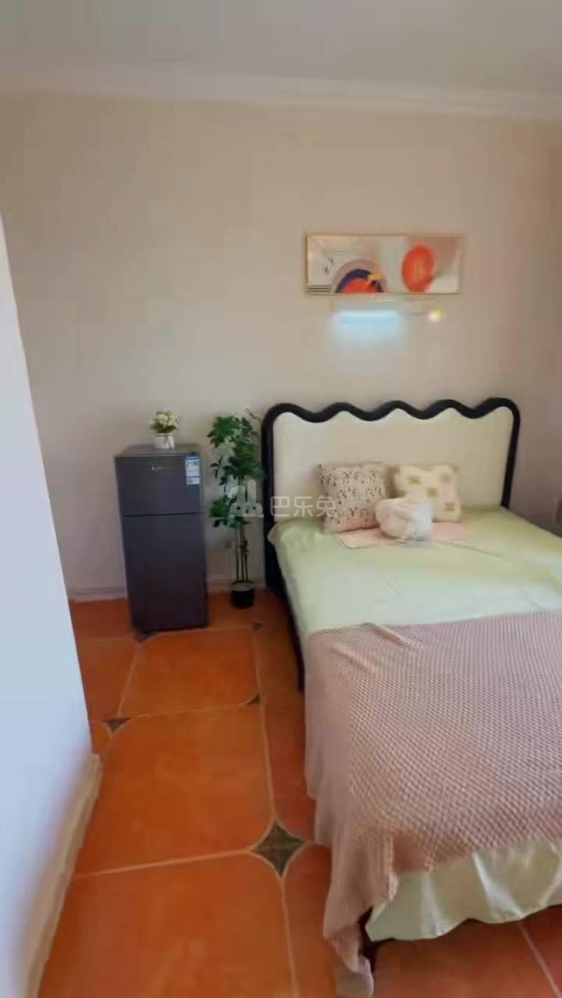 龙湖·天玺18233971周边环境图0