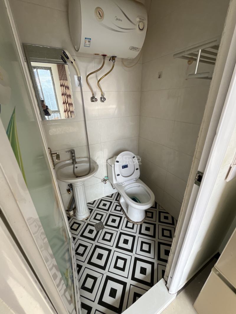 中泽苑三区18234554卫生间图5