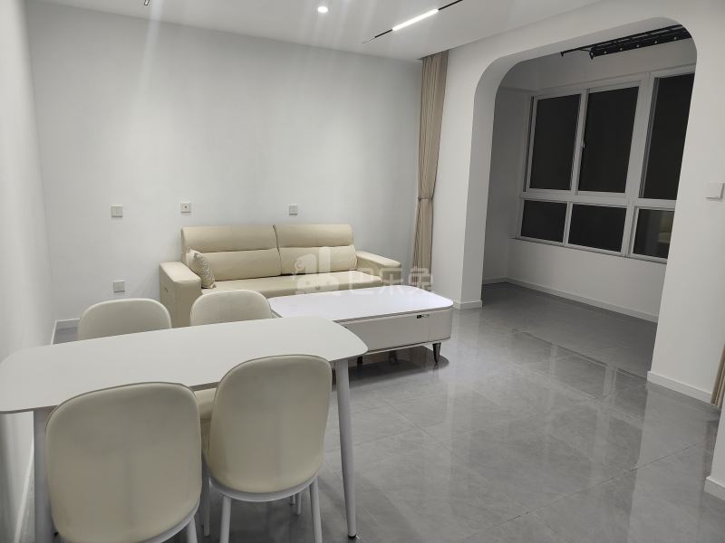 枫树林景苑北区18236386客厅图4