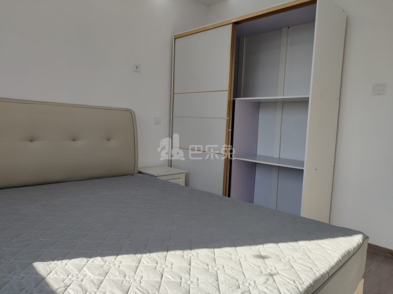 良景佳苑18245036卧室图2