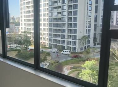 秋澜悦庭 3室1厅1卫