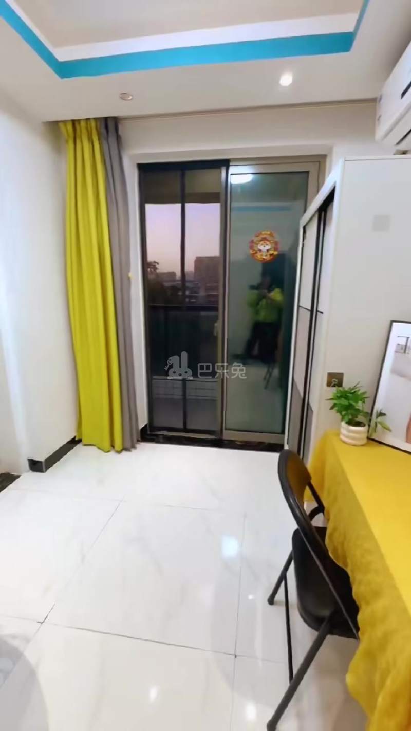 东方丽都花苑18251708周边环境图0