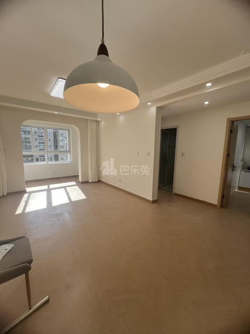 泾翔佳苑18269736客厅图4