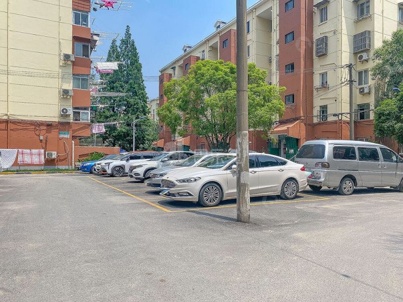 华泾五村18280629周边环境图2