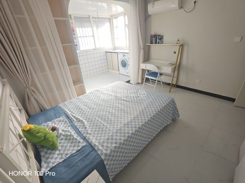 共富二村18298159卧室图1