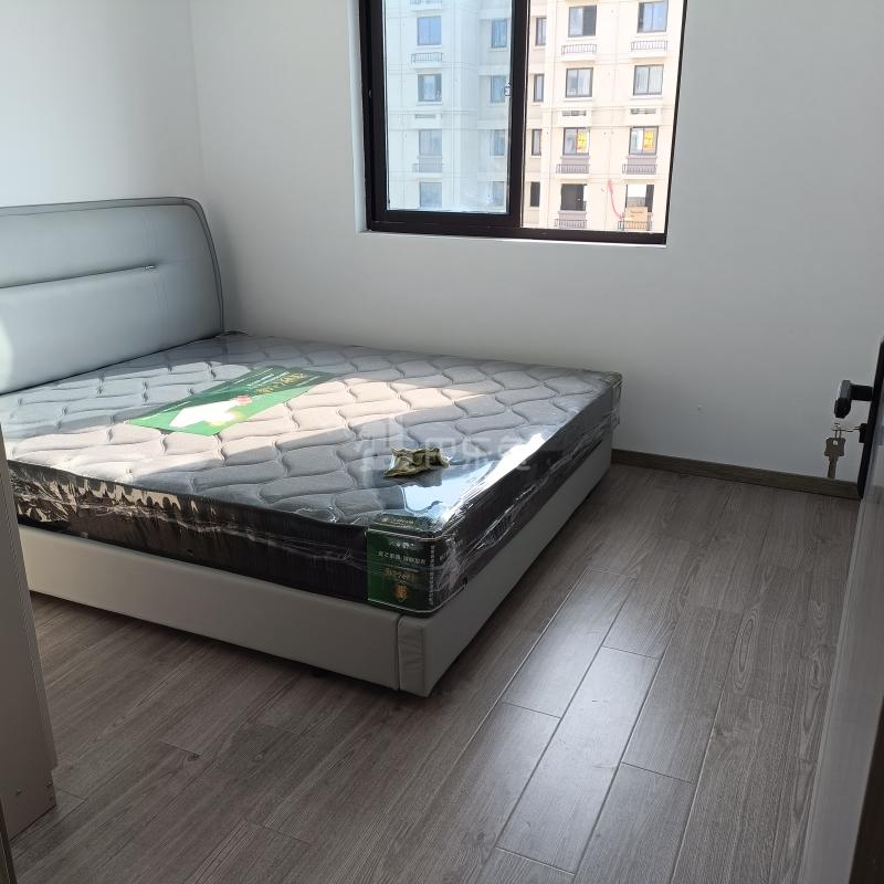 良景佳苑18300708卧室图0