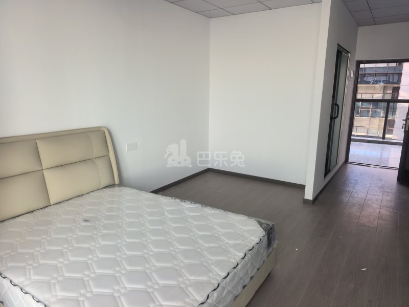 越洋国际18305318卧室图2