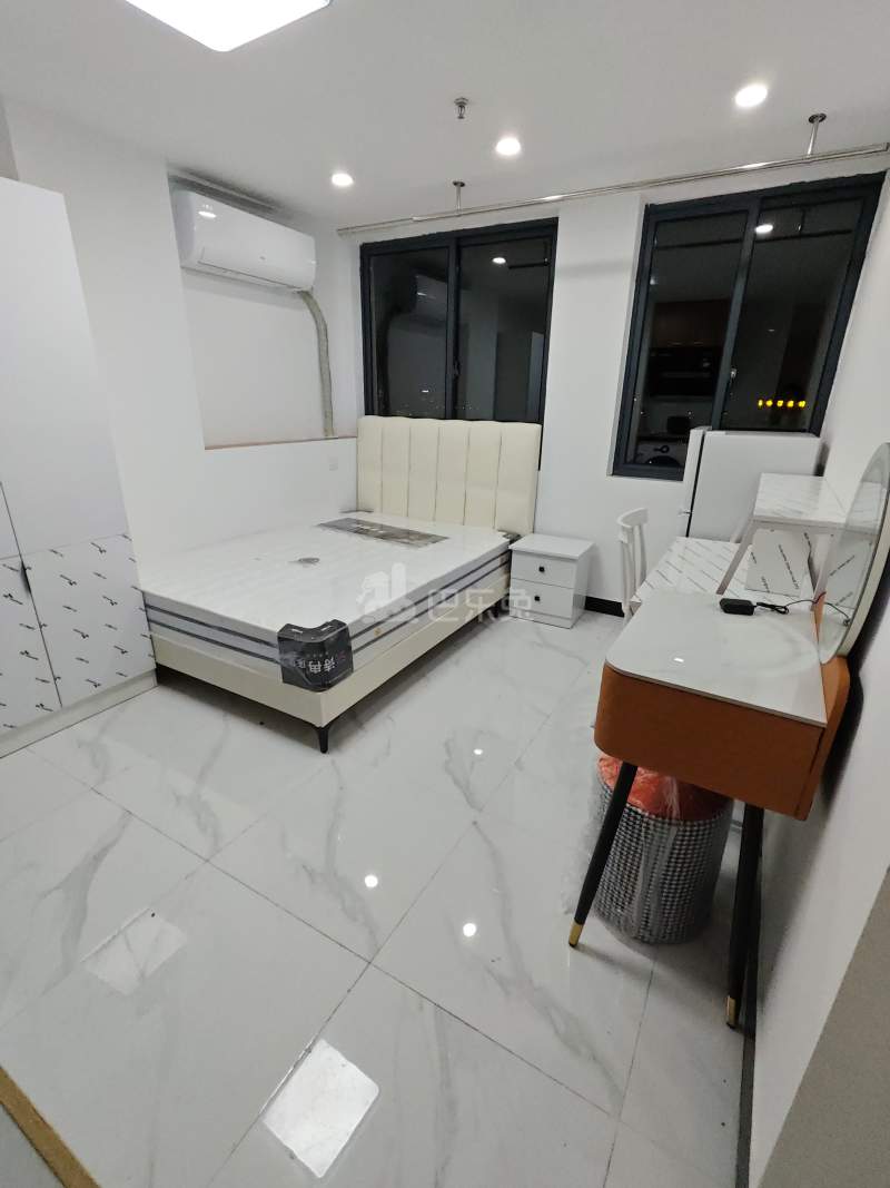 兴华小区18307625卧室图0