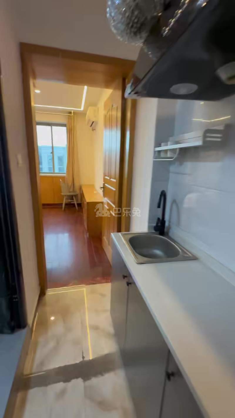 建华家苑18317597周边环境图0