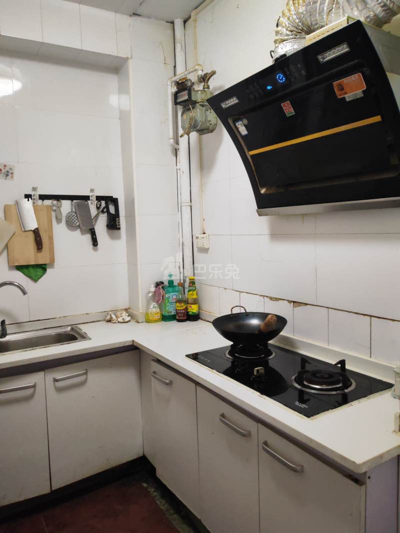 银霄大厦A楼1831592厨房图5