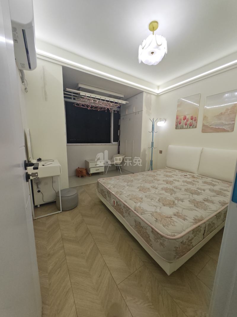 灵新小区（汶水东路510弄）18320289卧室图1