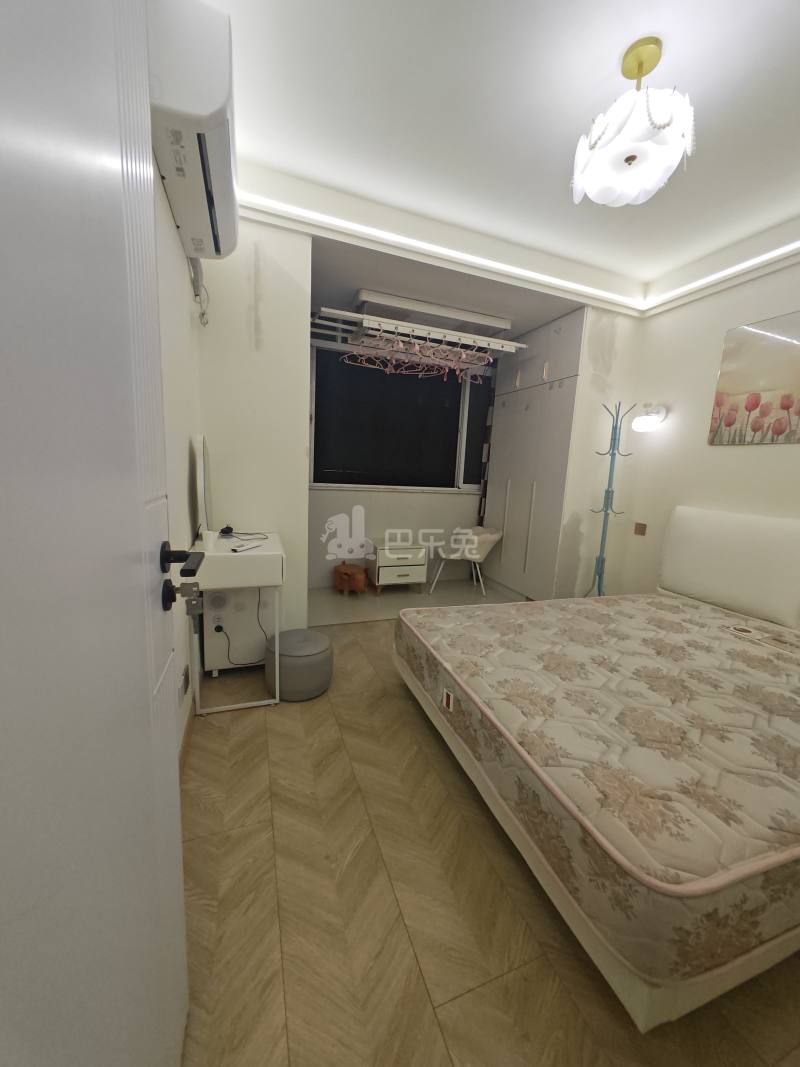 灵新小区（汶水东路510弄）18320289卧室窗户图8